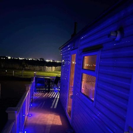 8 Berth 3 Bed Caravan Golden Palm Ml9 Chapel St. Leonards Extérieur photo